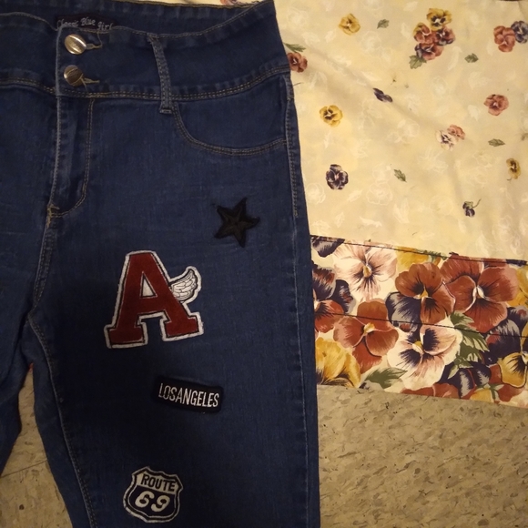 Blue Girl Distressed with Patches Jeans, Size: 16 - Picture 3 of 8